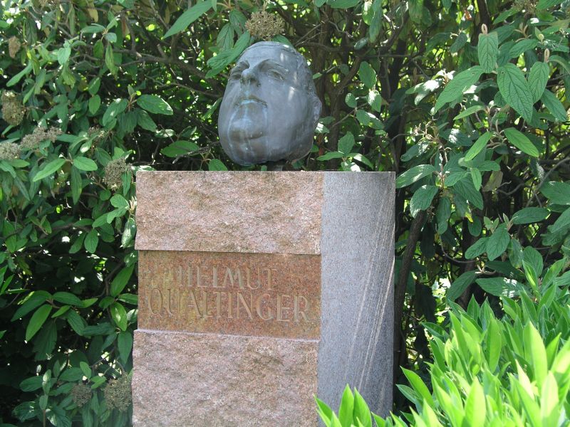 Ehrengrab von Helmut Qualtinger auf dem Wiener Zentralfriedhof