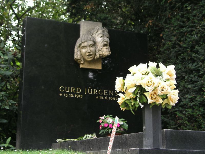 Curd Jürgens Ehrengrab auf dem Wiener Zentralfriedhof